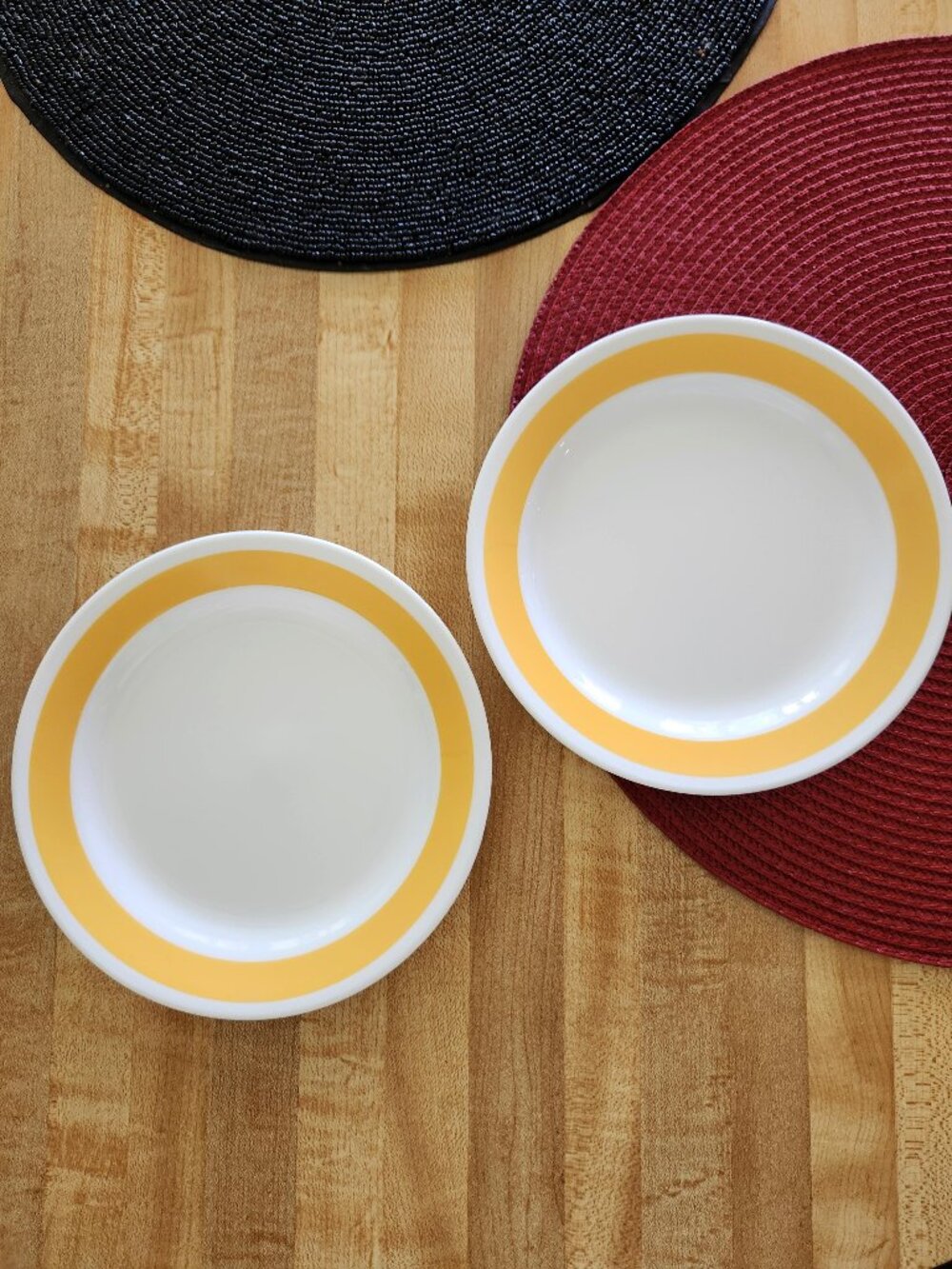 2 Corelle Yellow Sundance Bread and Butter Snack Plates 7.25"